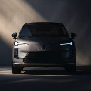 Volvo XC70 akan kembali sebagai SUV plug-in hybrid