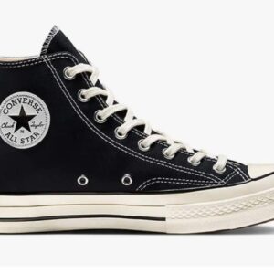 7 model sepatu sekolah SMA yang cocok untuk tampil keren dan aktif