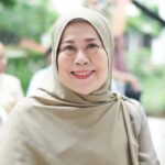 Dewi Yull Alami Kebutaan Sebelah, Retina Mata Kanan Lepas Akibat Minus Tinggi