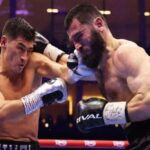 Trilogi Artur Beterbiev vs Dmitry Bivol Bertarung di Rusia