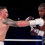 Oleksandr Usyk Raja, Daniel Dubois Terlempar!