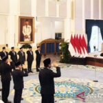 Apa itu reshuffle kabinet? Ini pengertian dan dasar hukumnya
